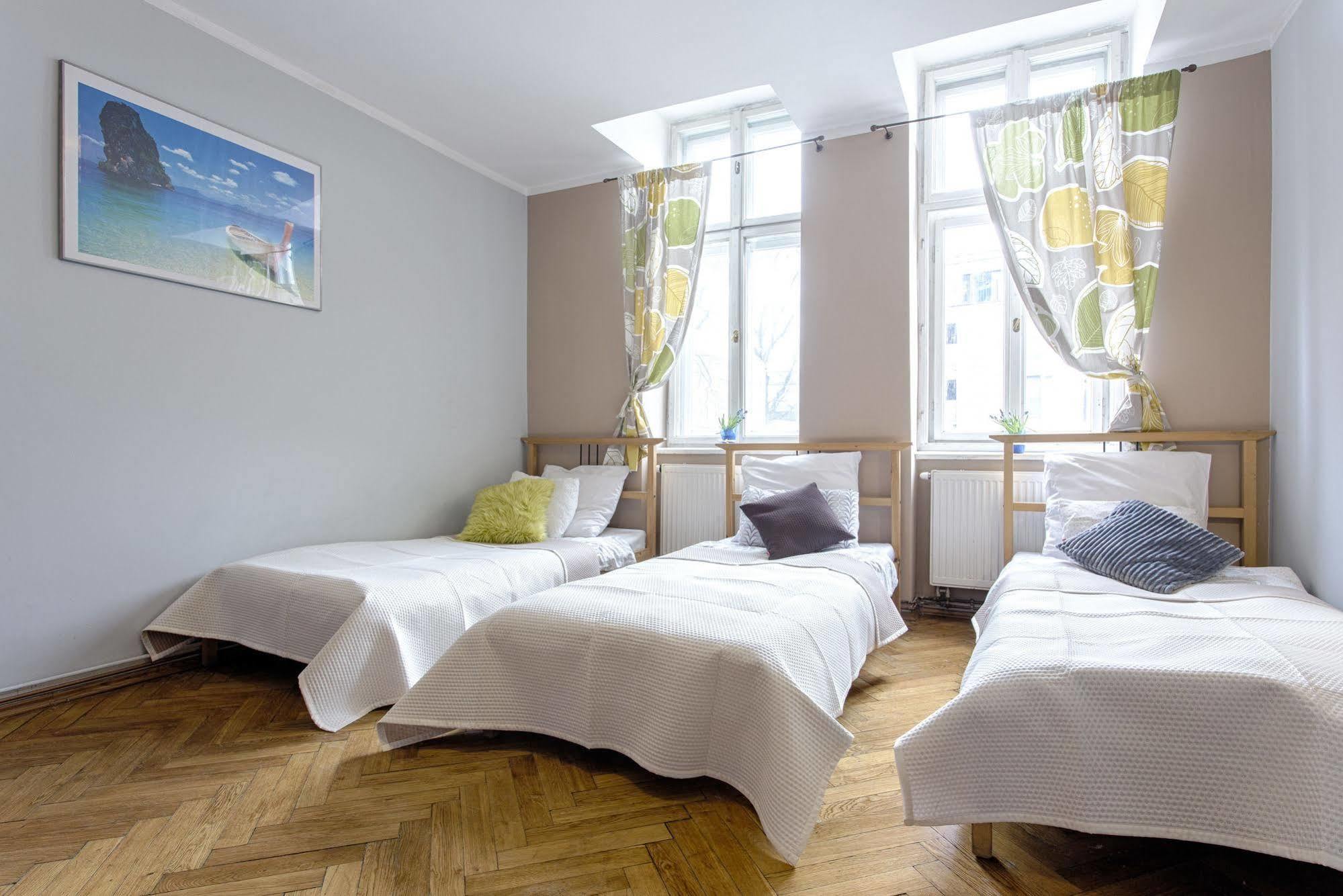 דירות Krakow Townhouse מראה חיצוני תמונה