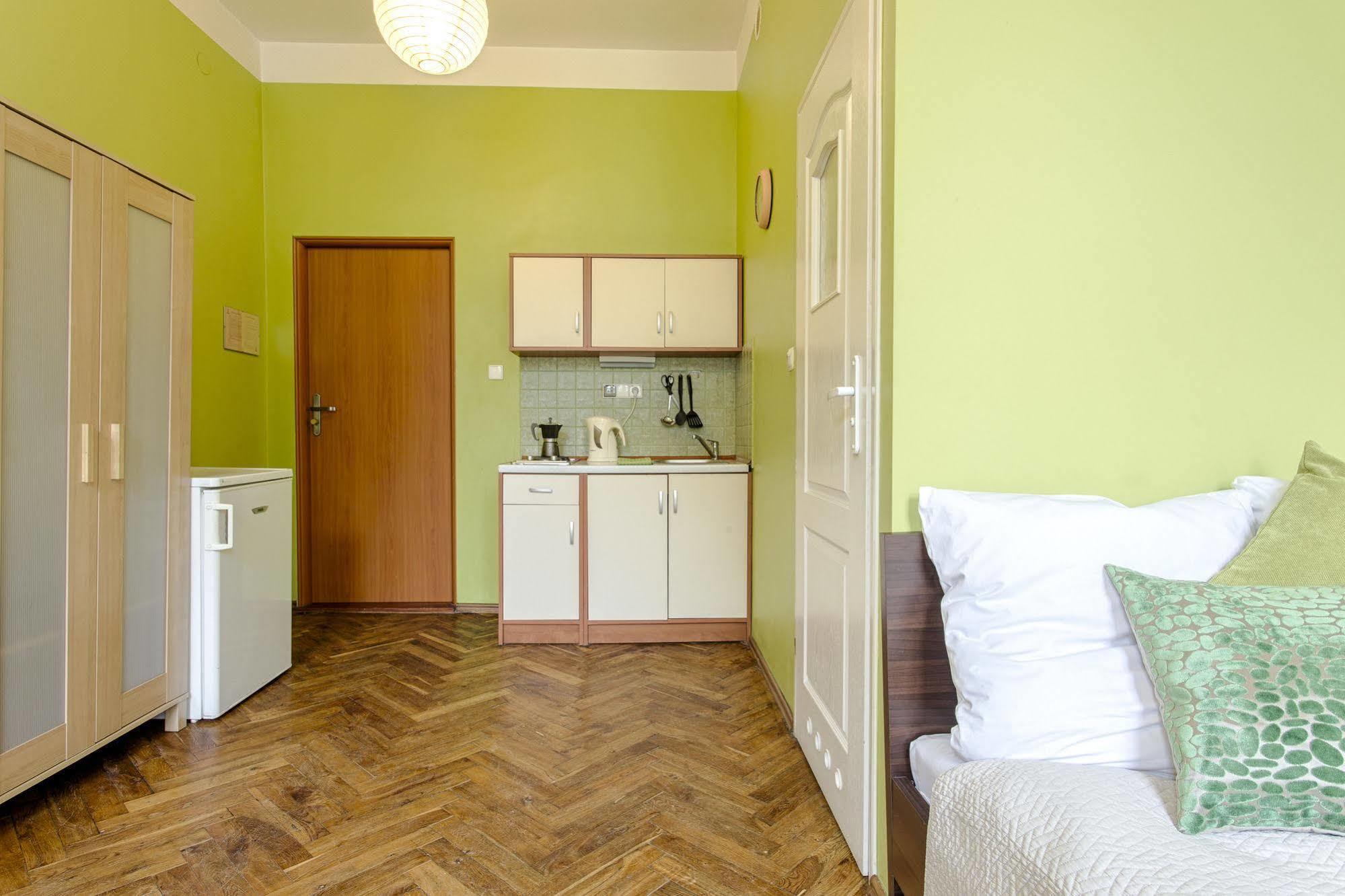 דירות Krakow Townhouse מראה חיצוני תמונה