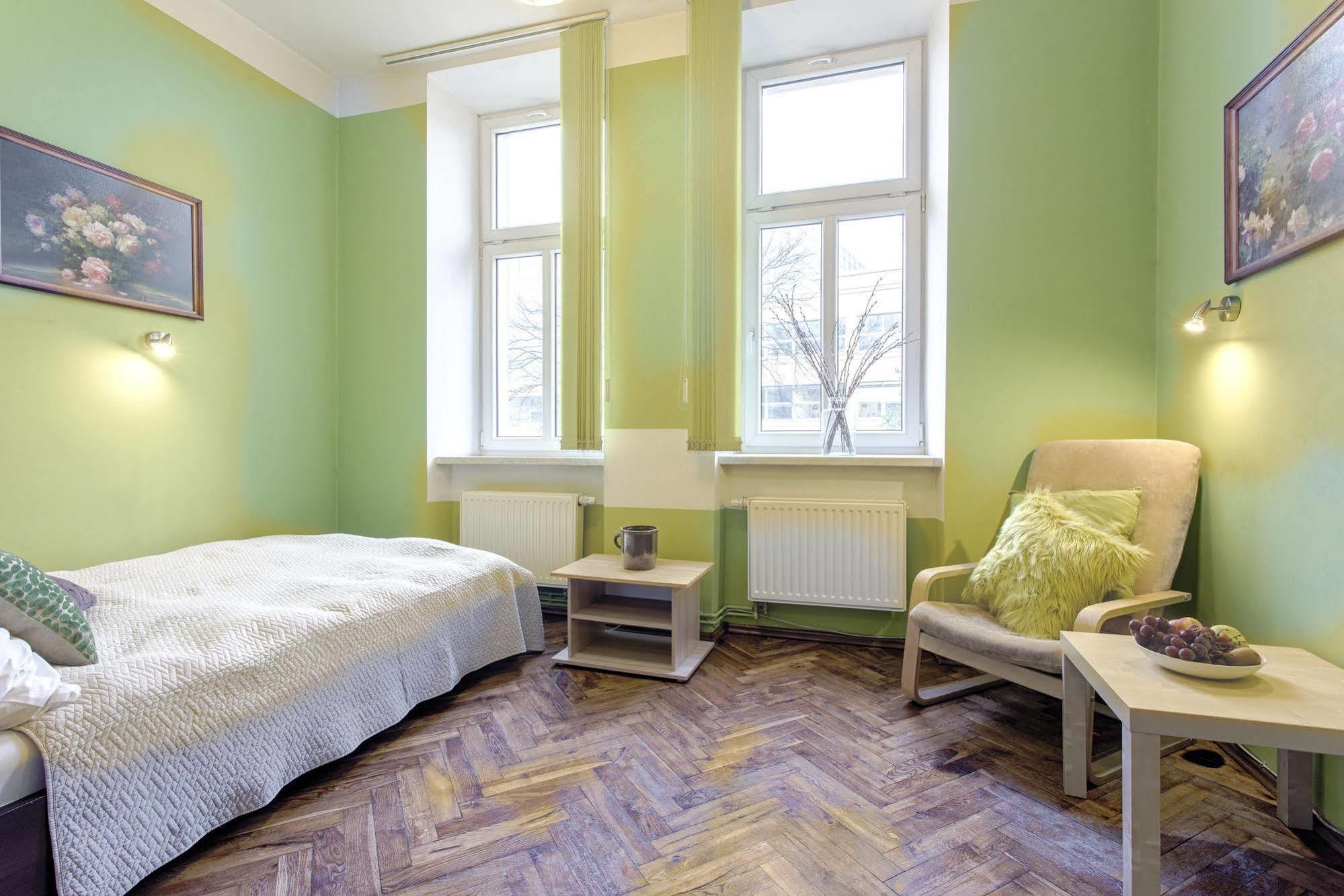 דירות Krakow Townhouse מראה חיצוני תמונה